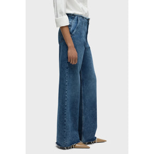 Hudson- James High Rise Darted Wide Leg Jeans